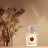 Warm, timeless scent perfect for evening and romance