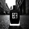Elegant and masculine scent ideal for daily and evening wear
