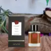Elegant unisex scent blending labdanum, precious wood & amber musk