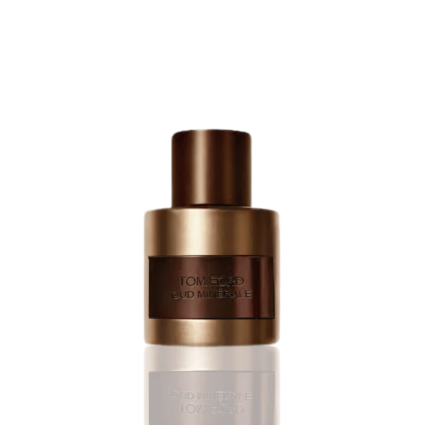 A zesty, mineral-rich citrus fragrance with a woody undertone for a breezy yet grounded profile.