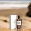 Ginger, cinnamon and nutmeg lead to a luxurious floral heart