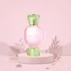 Elegant floral‑gourmand scent with citrus brightness and powdery comfort